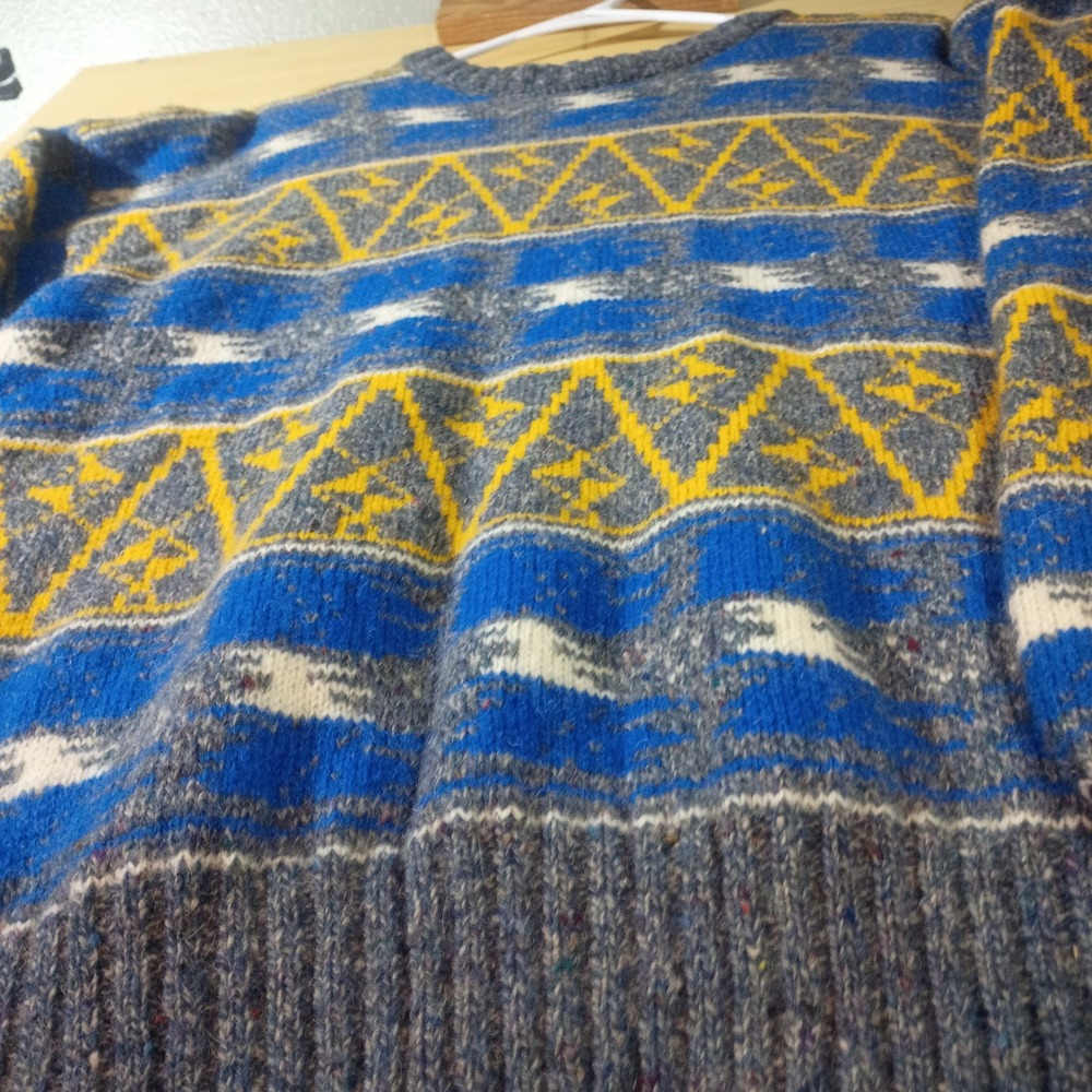 Hunt Club Sweater Men L 42-44 Blue Yellow Wool Blend Geometric Vintage Crewneck - Picture 6 of 11